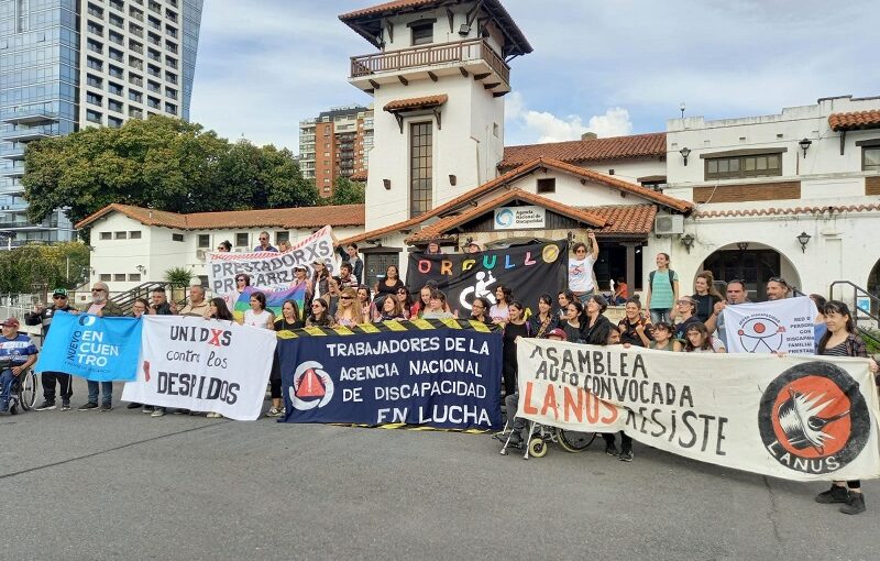 Hay que dar vuelta la lupa